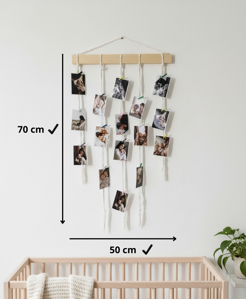 Pêle-mêle mural en bois avec cordes – Support photos décoratif (50 × 70 cm)